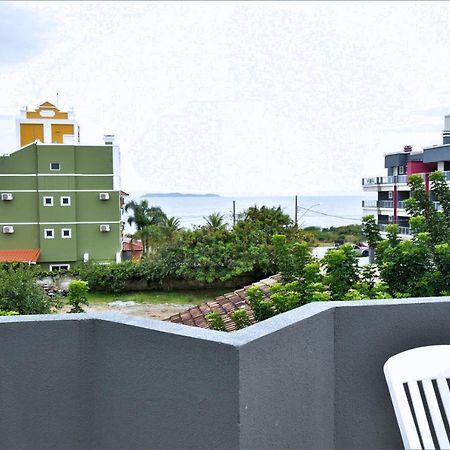 Residencial Melfi 2 Apartamento com Piscina Bombinhas Esterno foto